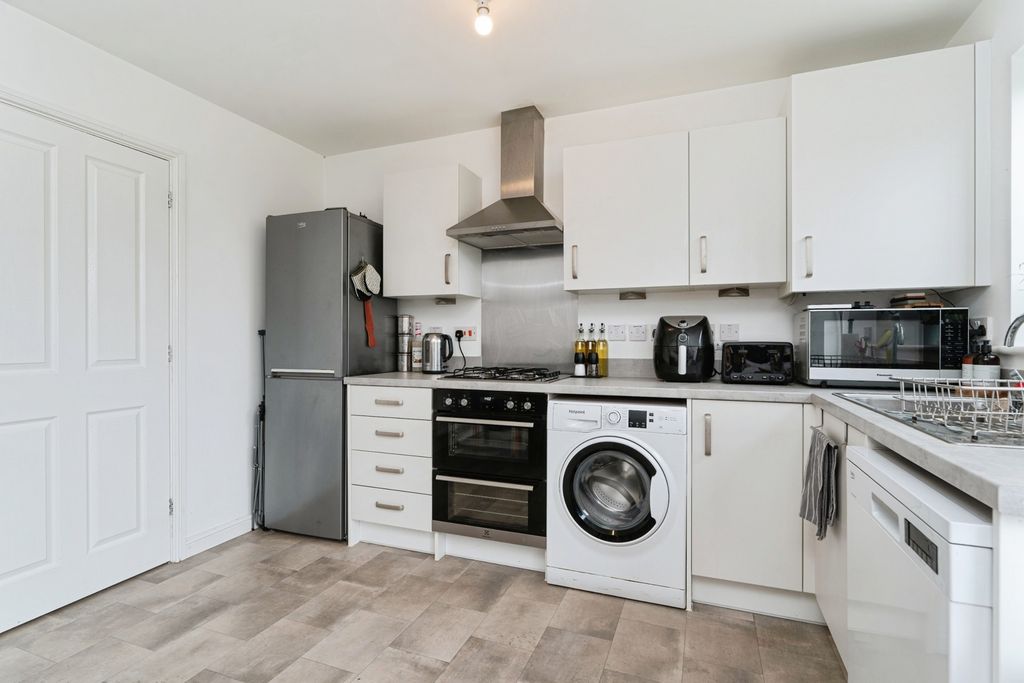 Property photo 3 of 15 Pbox-Img.Jpg