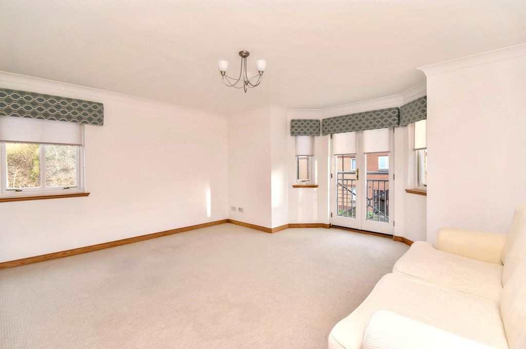 Property photo 2 of 13 Lounge/Dining Angle 1