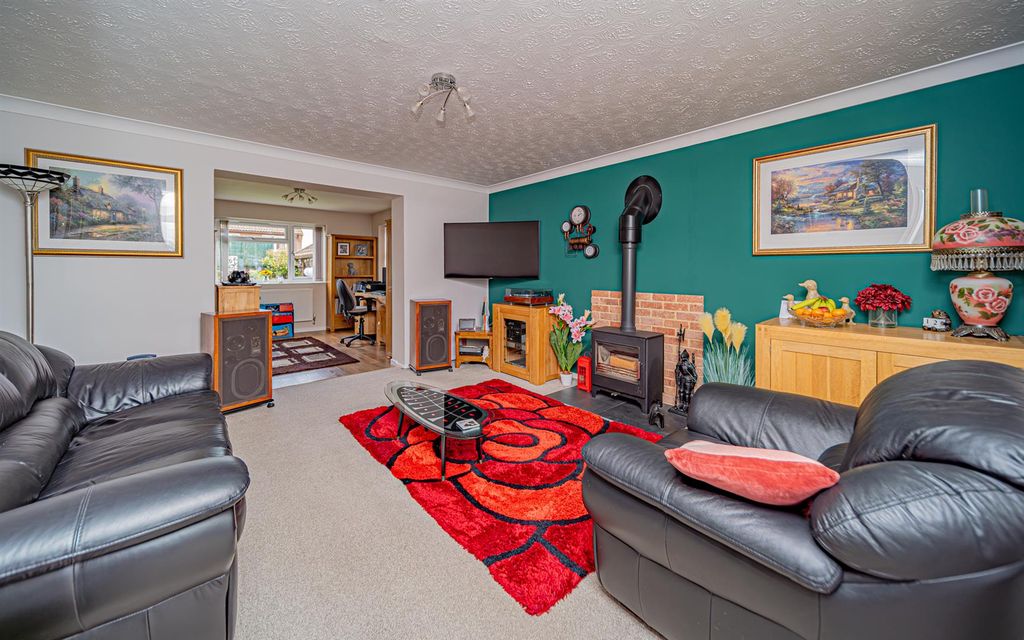 Property photo 2 of 20 P1054411-Enhanced-Nr.Jpg