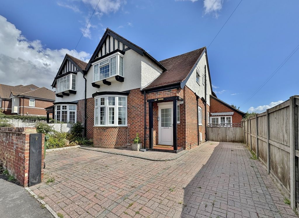 Property photo 1 of 24
