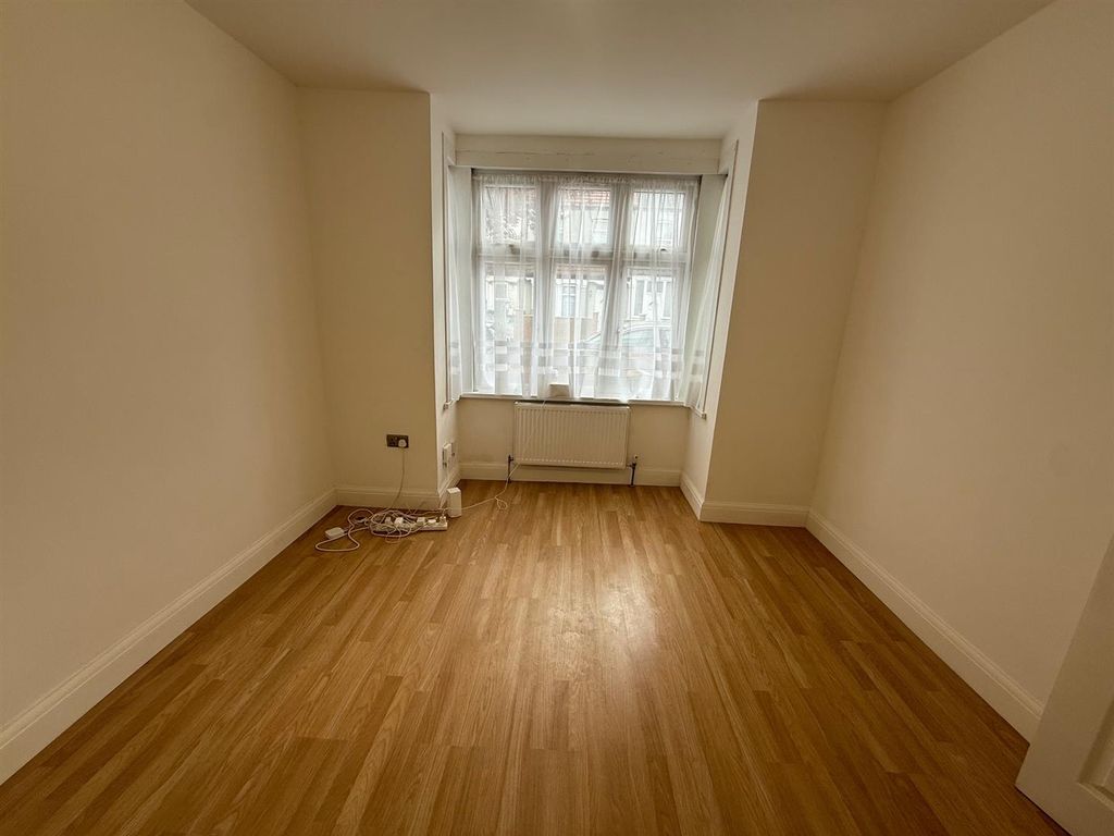 Property photo 2 of 10 Img_5681.Jpg