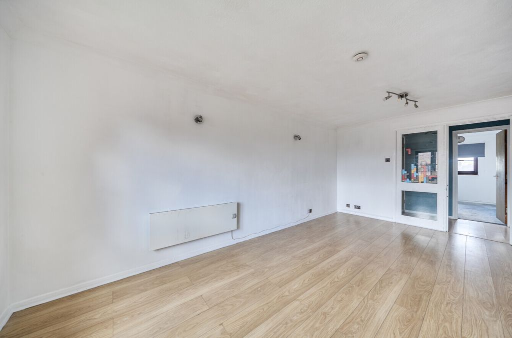 Property photo 3 of 11 Reception Room