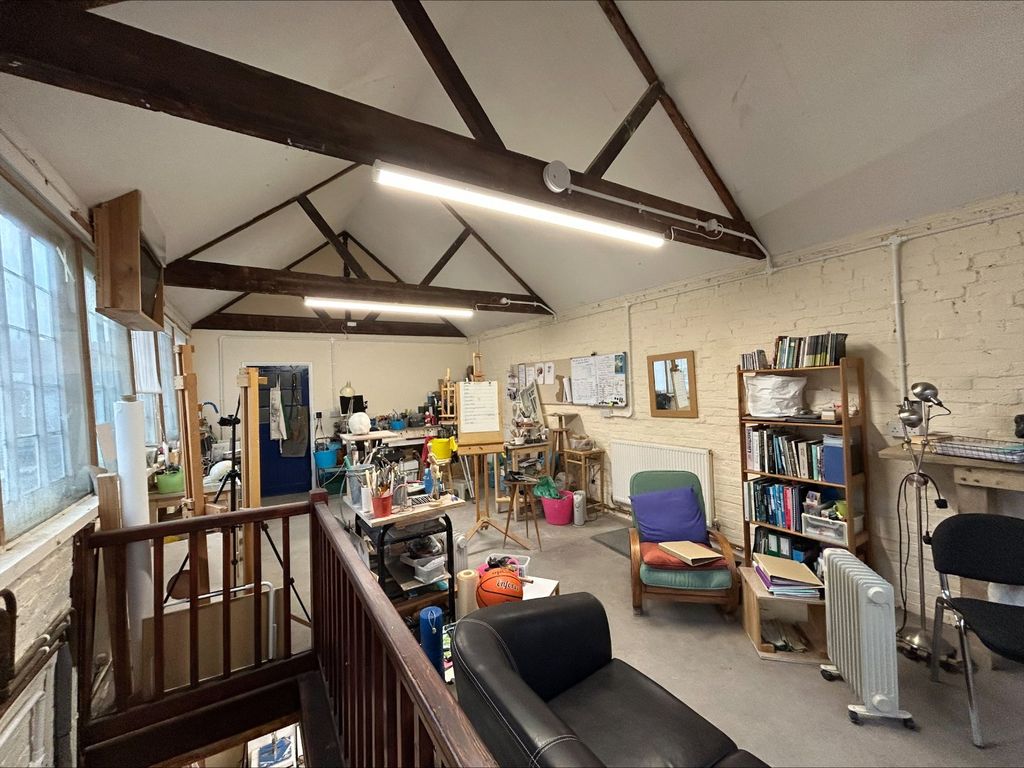 Property photo 3 of 11 Picture No. 03