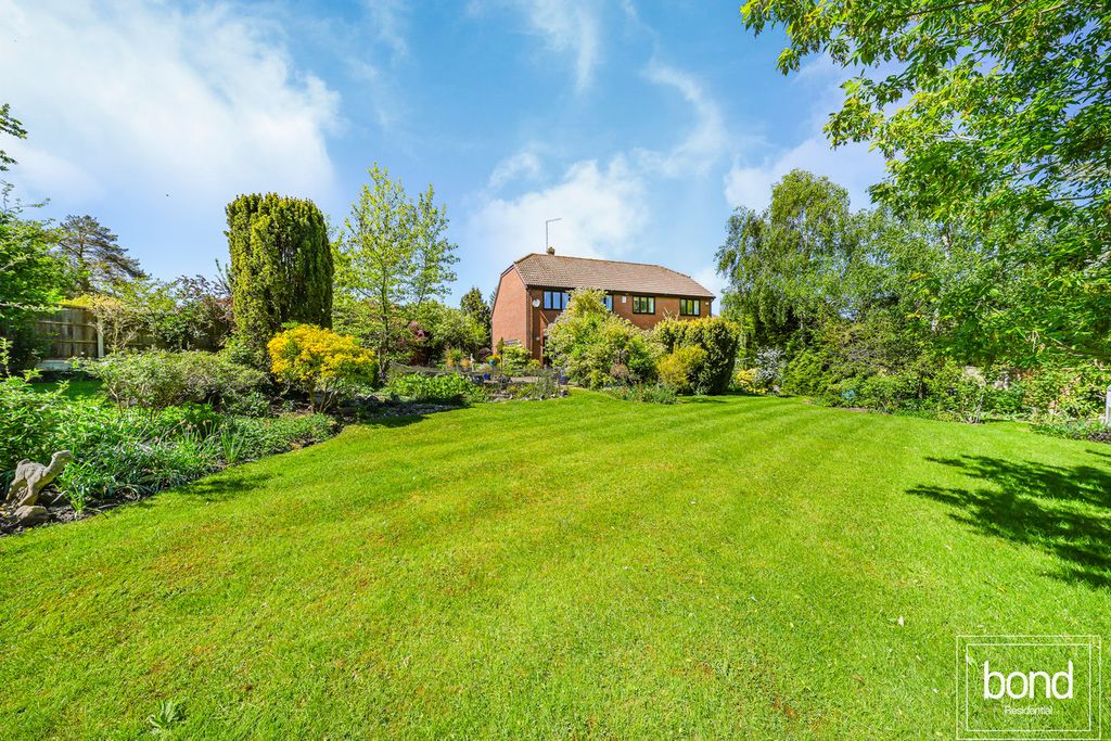 Property photo 1 of 21