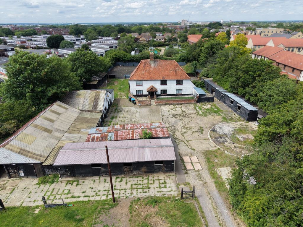 Property photo 1 of 19 Aerial