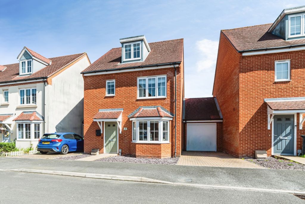 Property photo 1 of 34 Pbox-Img.Jpg