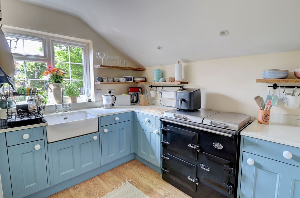 Property photo 3 of 15 Picture No. 06