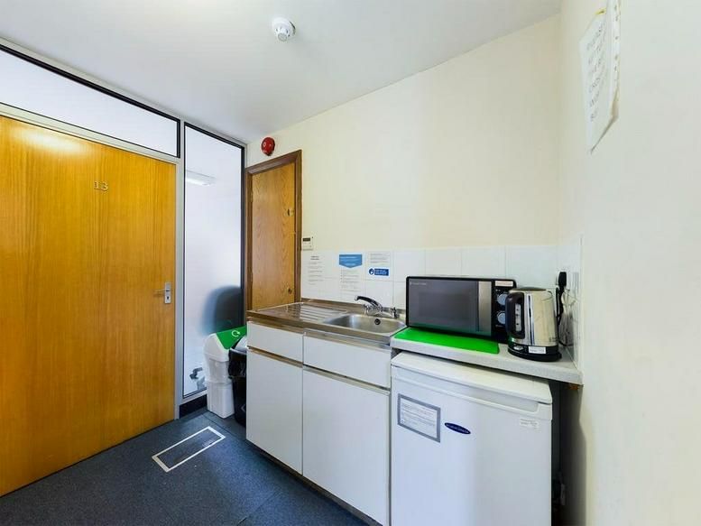 Property photo 2 of 6