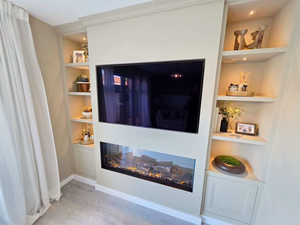 Property photo 3 of 21