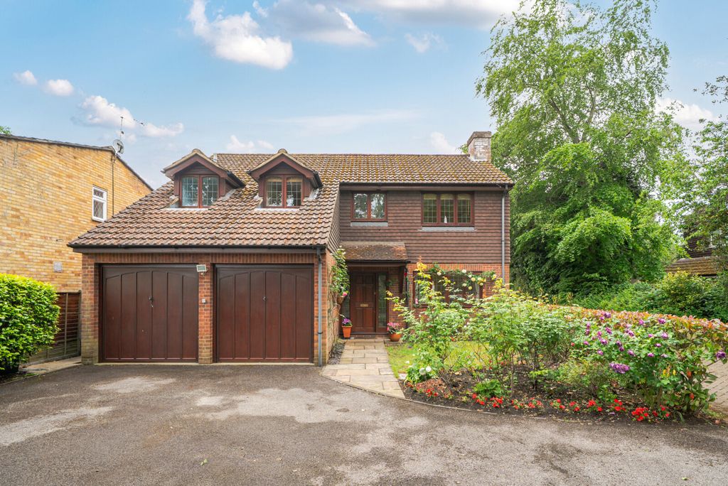Property photo 1 of 23 1-6A0Aad265d7E7-1...