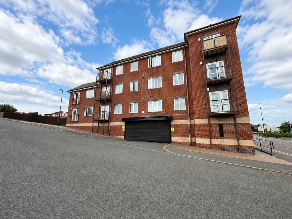 Property photo 1 of 16 Bfe916Af-51Cb-4057-Aea2-30011107A24E