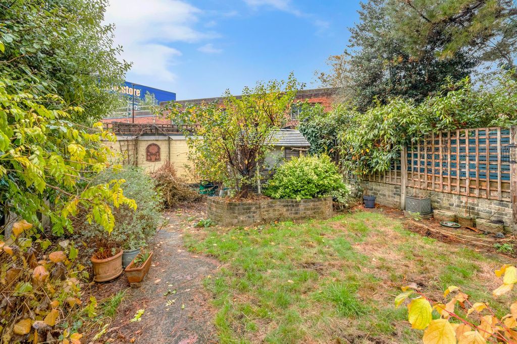 Property photo 3 of 7