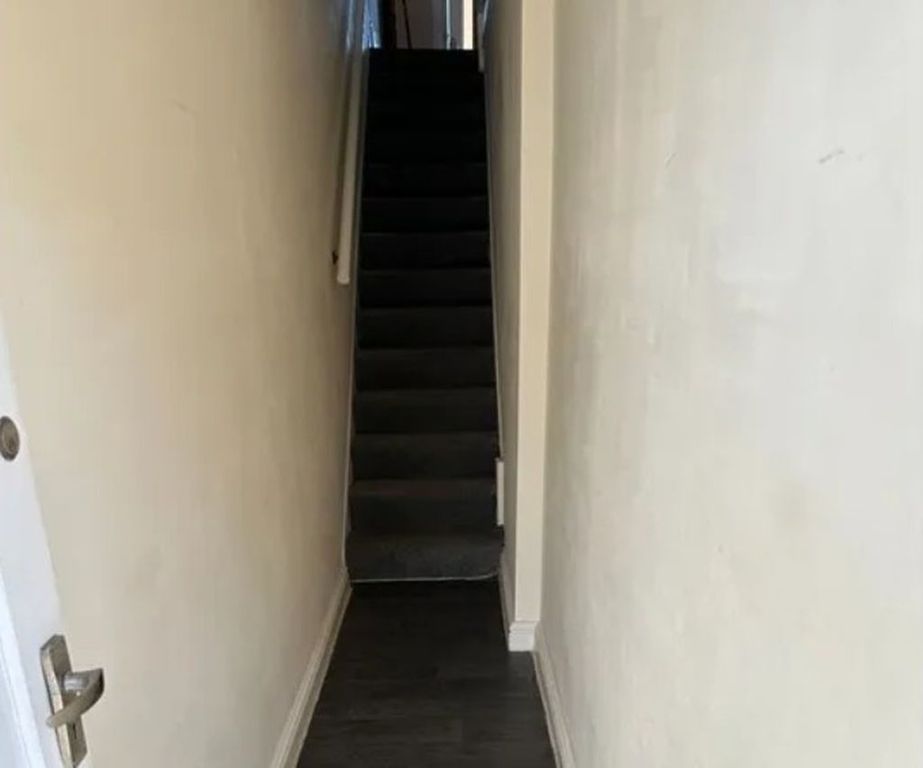 Property photo 3 of 13 Photo 13