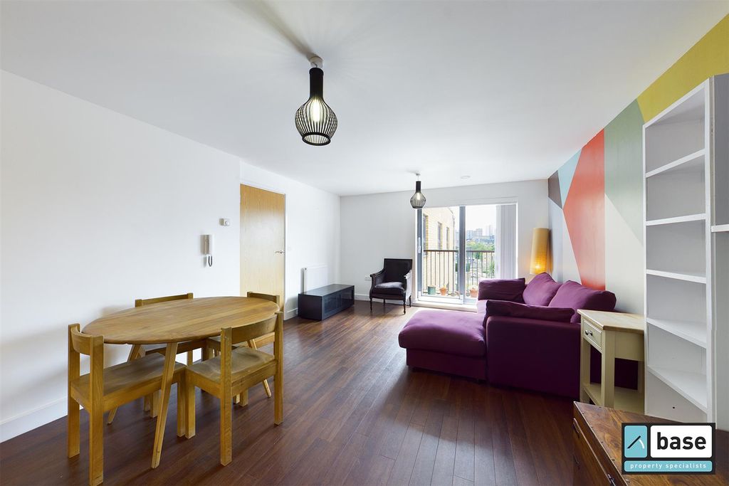 Property photo 2 of 14 Open Plan Reception