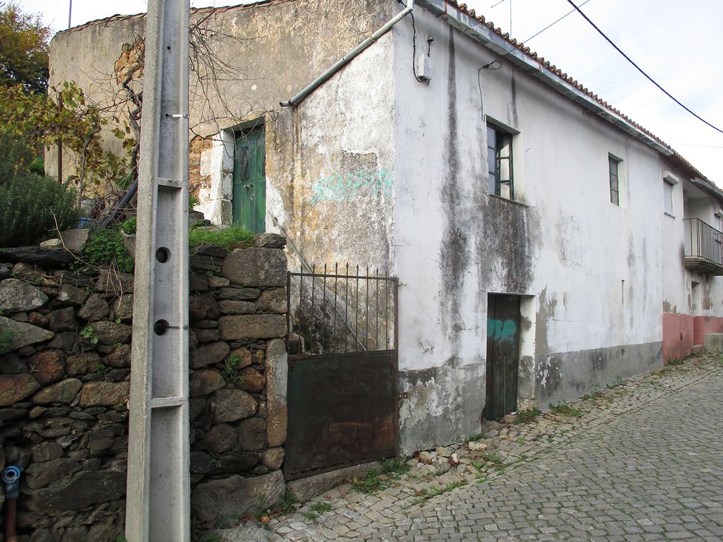 Property photo 1 of 25