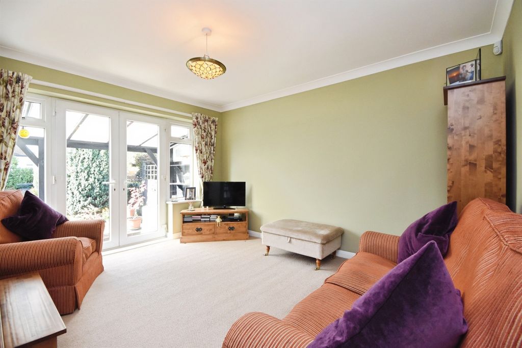 Property photo 3 of 15