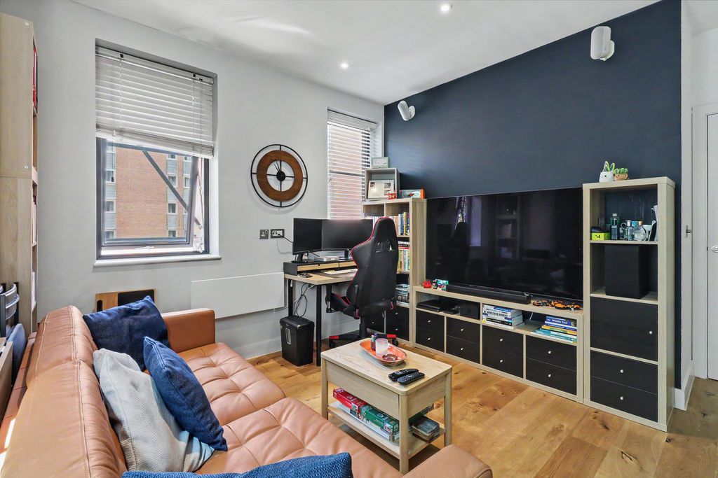 Property photo 3 of 10 Photo 10