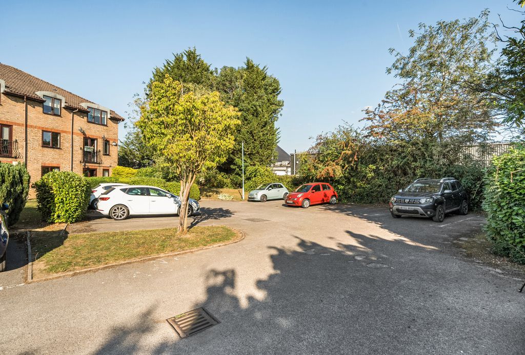 Property photo 3 of 14 1345240-16-68A899...