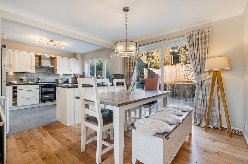 Property photo 1 of 31 2.Jpg