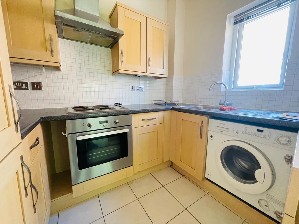 Property photo 1 of 12 Kitchen