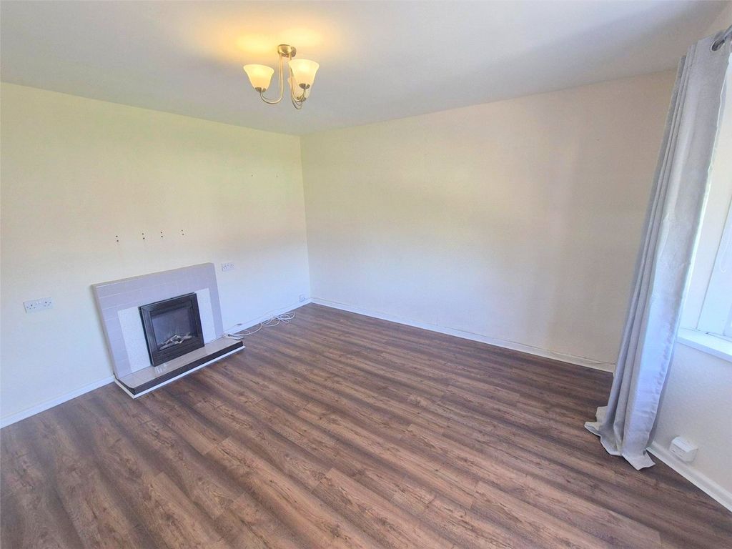 Property photo 3 of 14 Picture No. 24