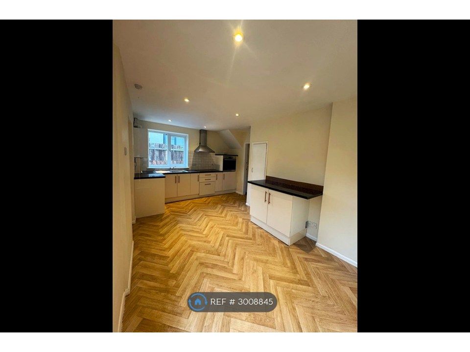 Property photo 2 of 13 Kitchen/Diner