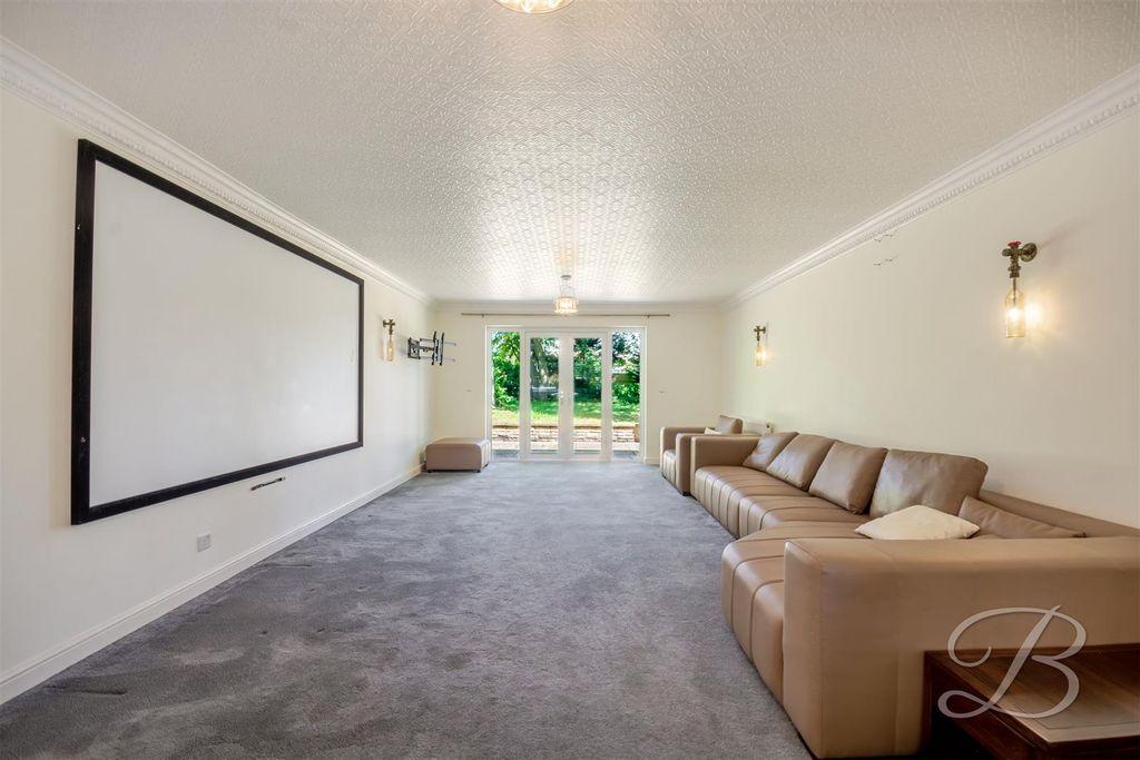 Property photo 2 of 33 Ccltd-23.Jpg