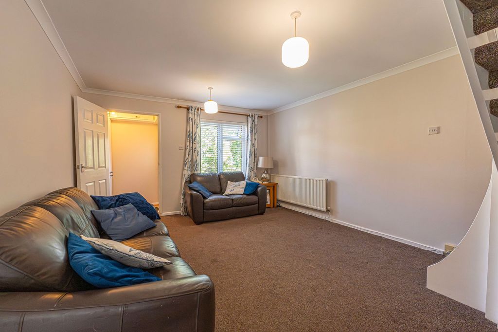Property photo 3 of 29