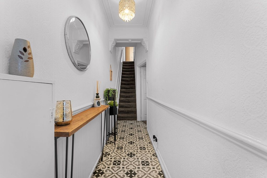 Property photo 3 of 36 Photograph 3