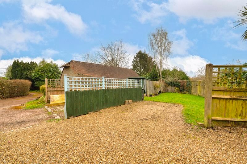 Property photo 2 of 18 Photo 16