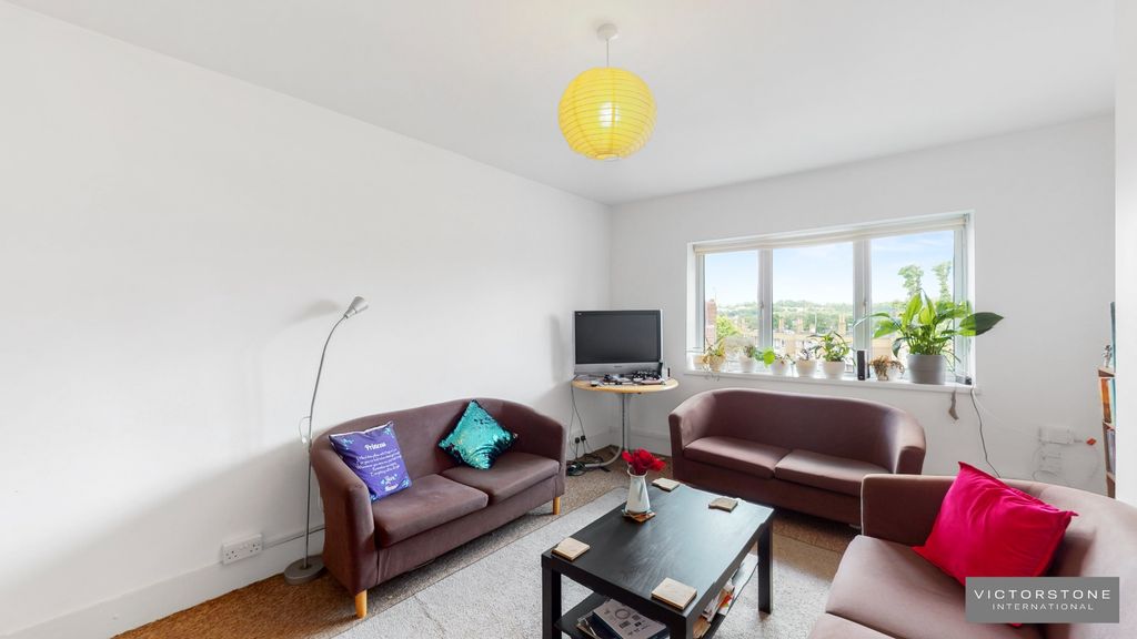 Property photo 1 of 8 1518881