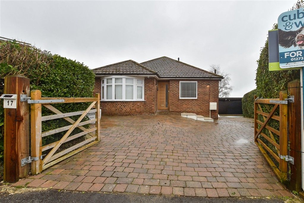 Property photo 1 of 17 Front External