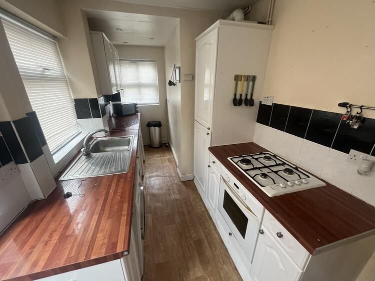 Property photo 3 of 11 Gallery