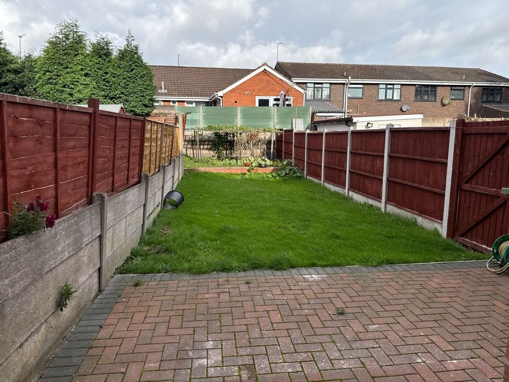 Property photo 2 of 3