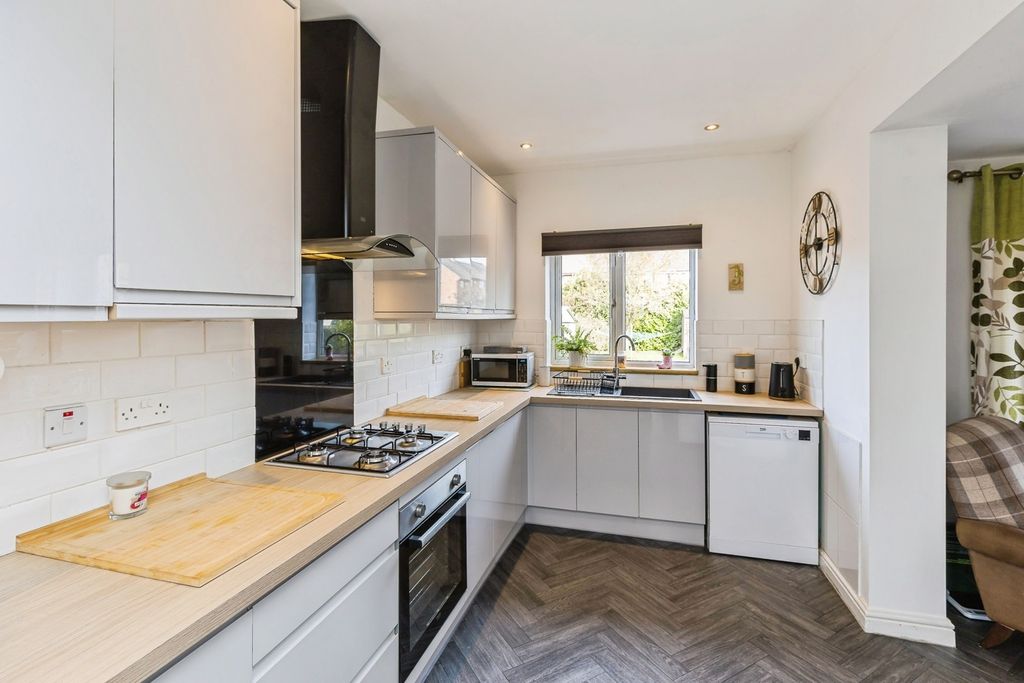 Property photo 2 of 22 Pbox-Img.Jpg