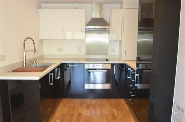 Property photo 2 of 12 4