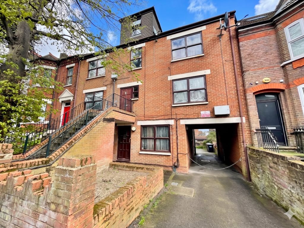 Property photo 1 of 7 5080090