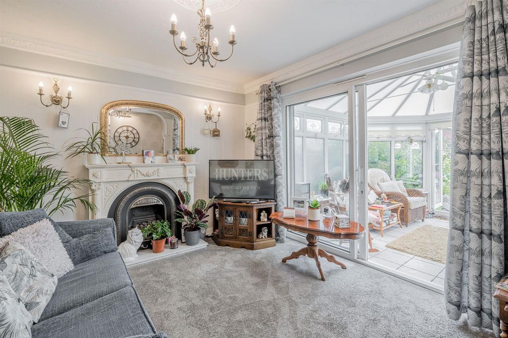 Property photo 2 of 22