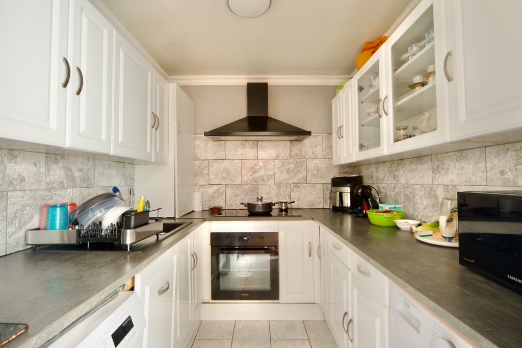 Property photo 3 of 14 2B85078d91098Fb306B3544F30d3E950d9B751d6.Jpeg