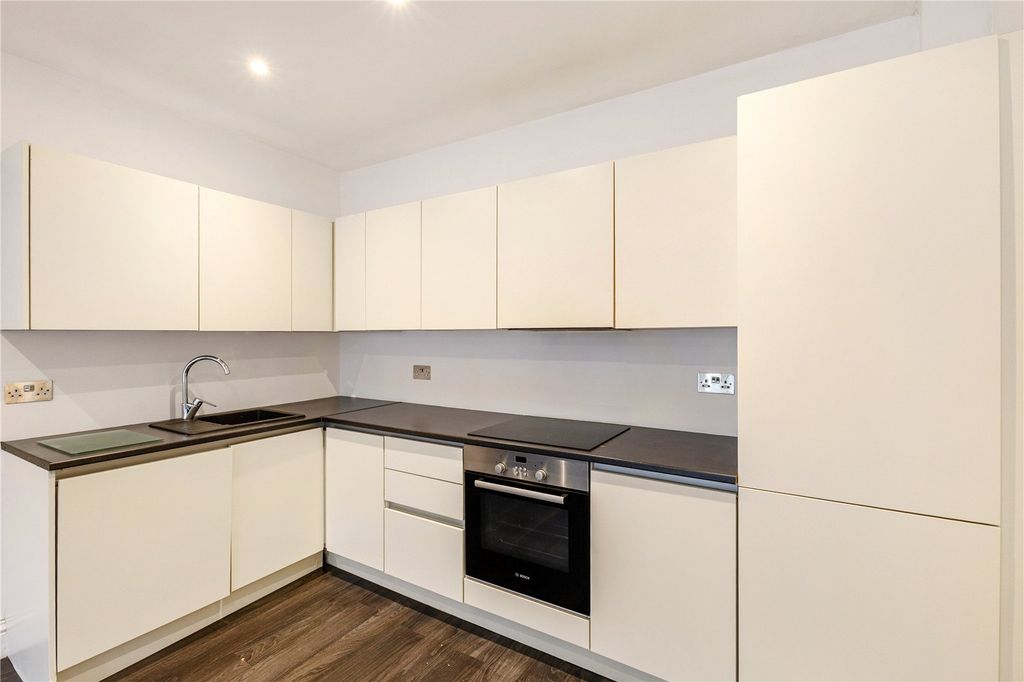 Property photo 2 of 8 Kitchen