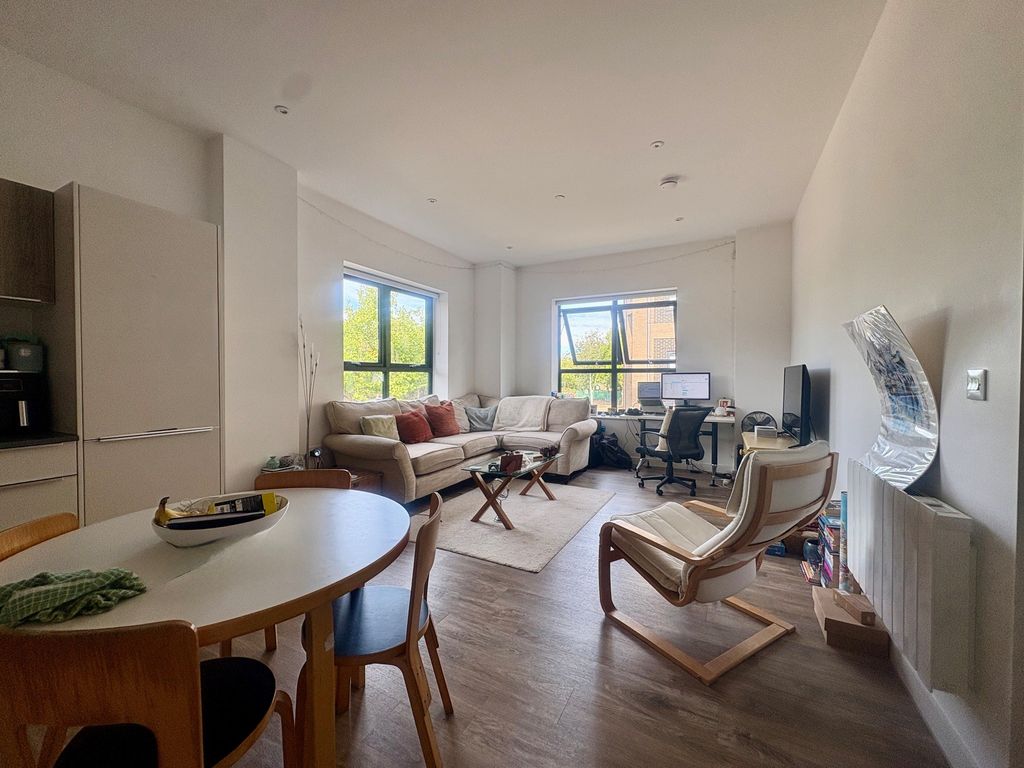 Property photo 2 of 5