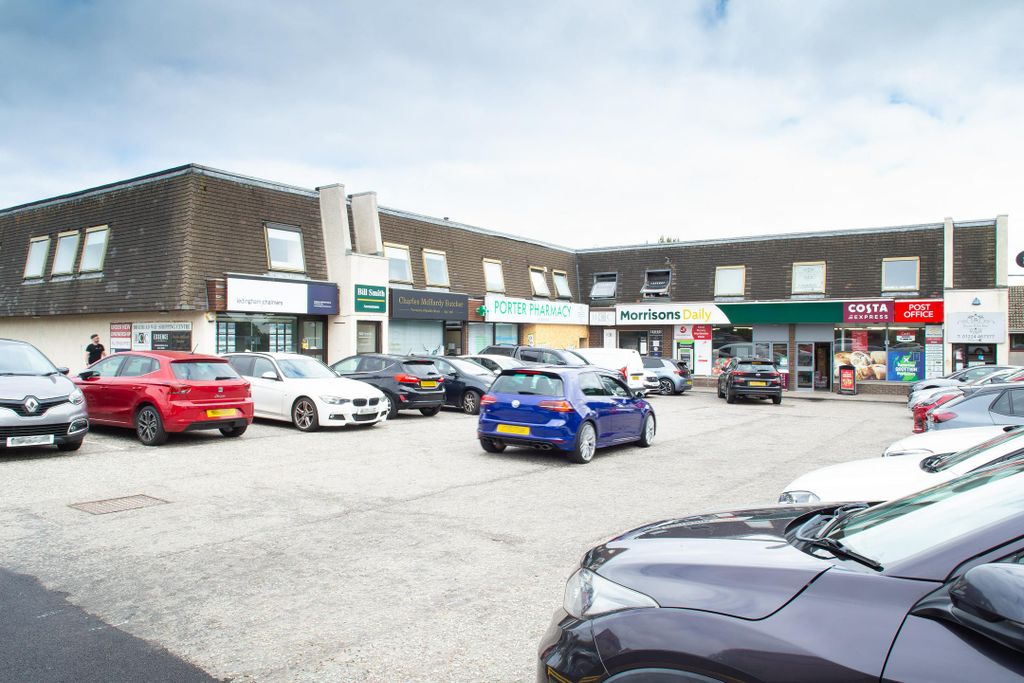 Property photo 1 of 3