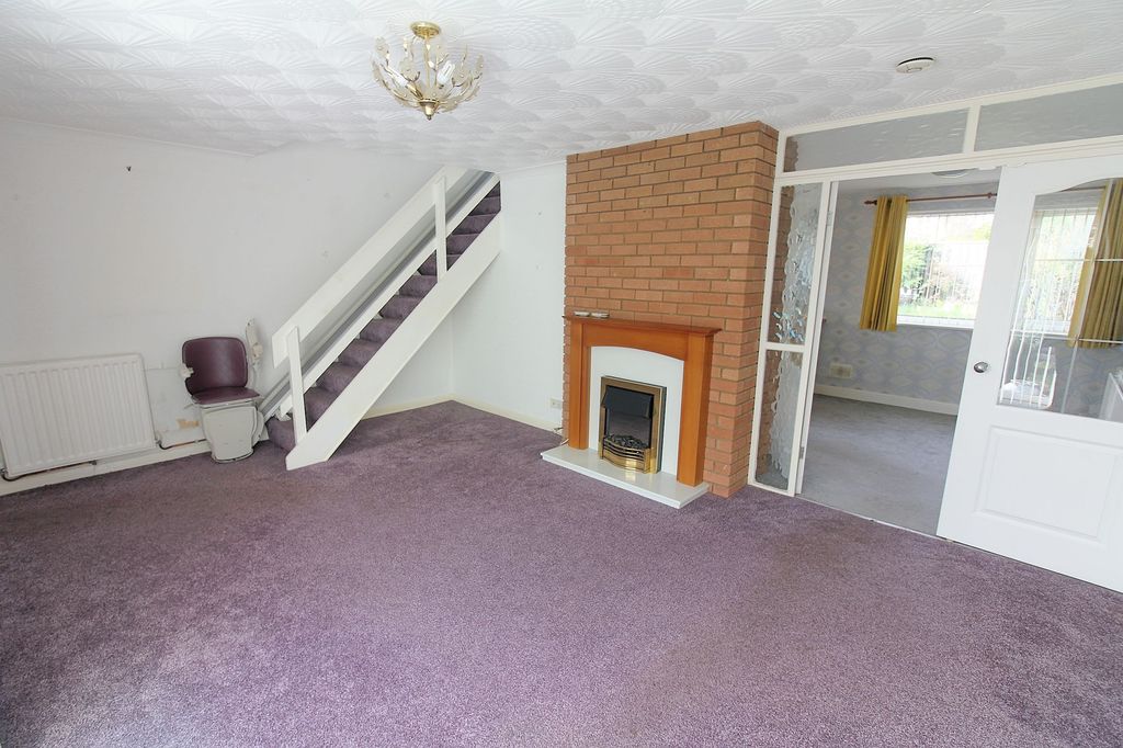 Property photo 3 of 18
