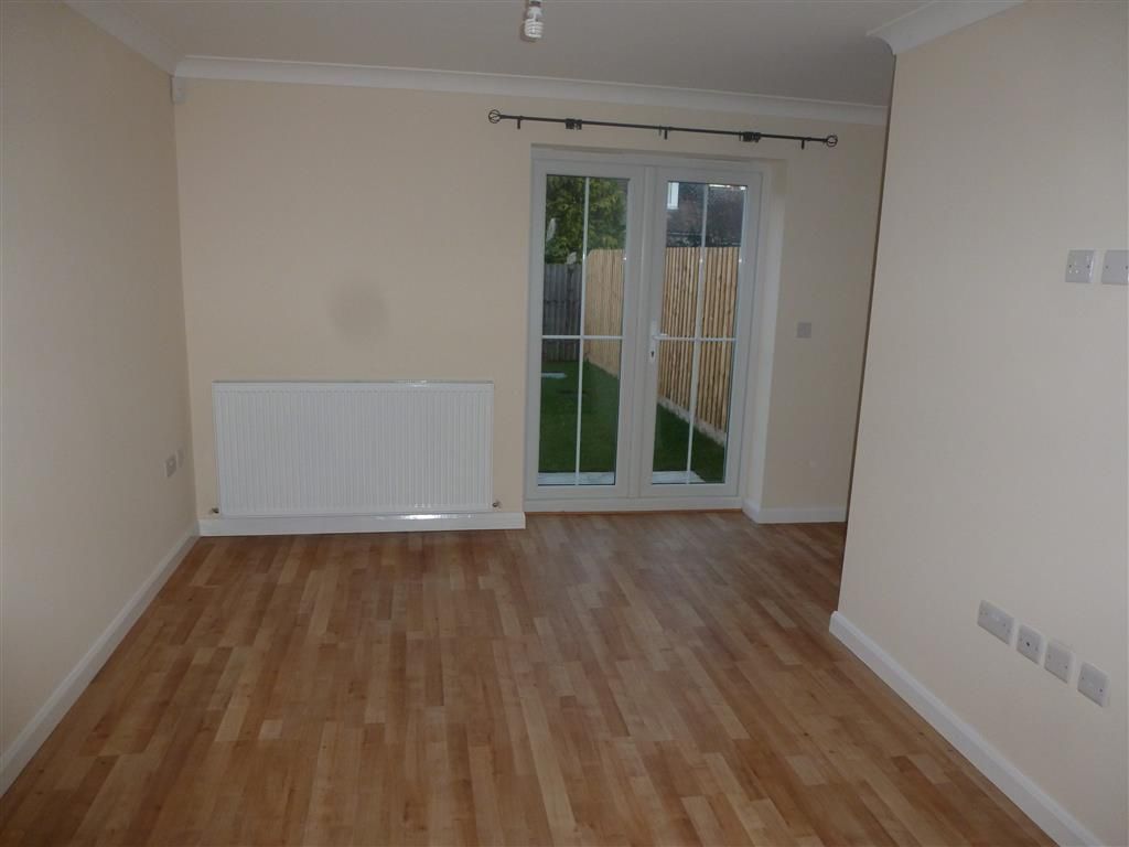 Property photo 3 of 5 Dining Room