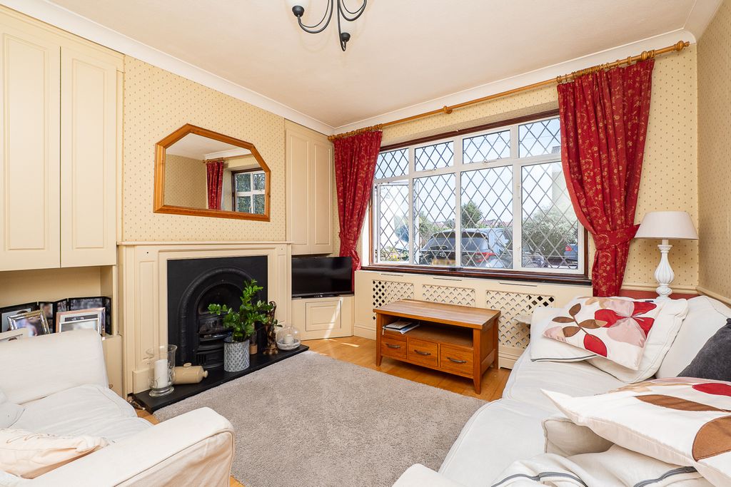 Property photo 2 of 14 Picture No. 03