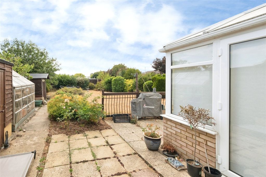 Property photo 2 of 12 Picture No. 03
