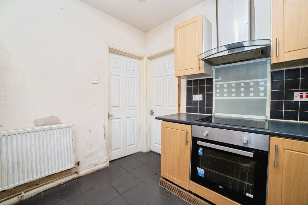 Property photo 2 of 16