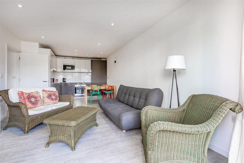 Property photo 2 of 14 Open Plan Living