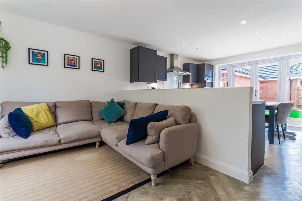 Additional image 25 of 4 bed detached house to rentFurnace Fields, Bishops Itchington, Southam CV47