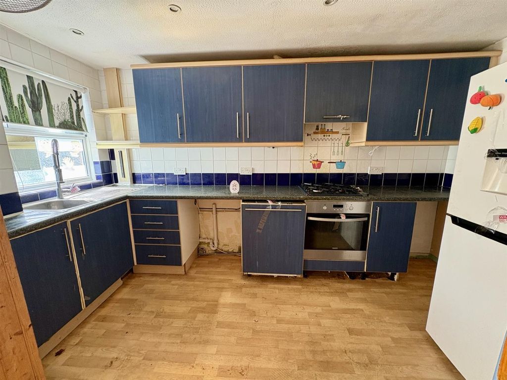 Property photo 2 of 13 6.Jpg